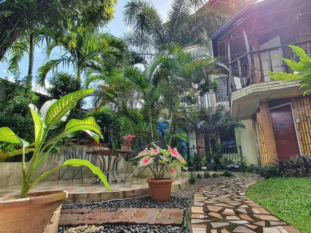 Bamboo Garden Boutique Hotel Tacloban Buitenkant foto