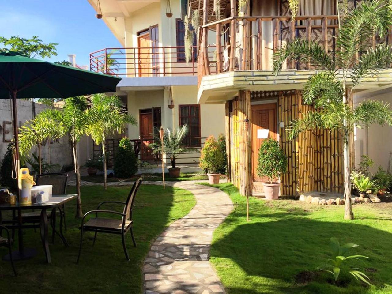 Bamboo Garden Boutique Hotel Tacloban Buitenkant foto